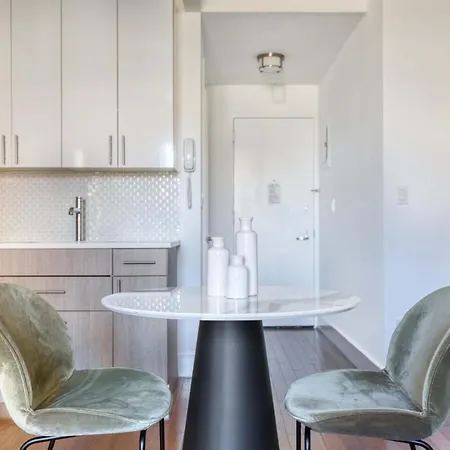 Uws 1Br W Doorman Gym Nr Central Park Nyc-900 Apartment New York City Exterior photo